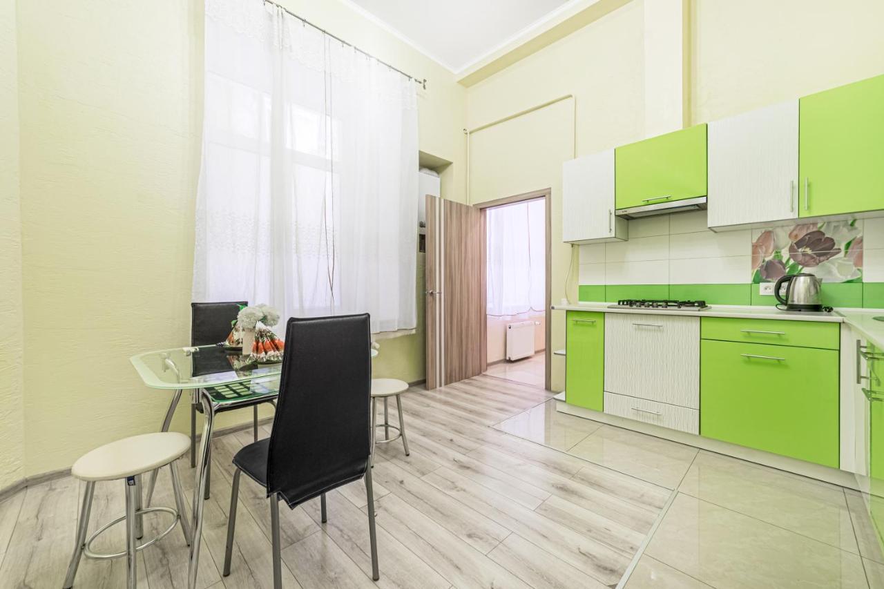 Apartment Near Deribasovskaya Odessa Exterior foto