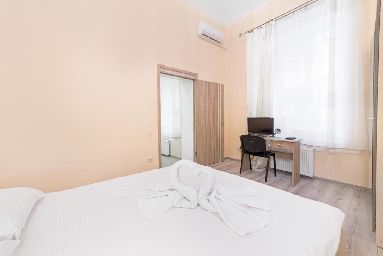 Apartment Near Deribasovskaya Odessa Exterior foto
